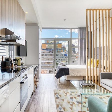 Backup-Powered Luxury Ny City Apartment At Table Mountain Cape Town Exterior photo